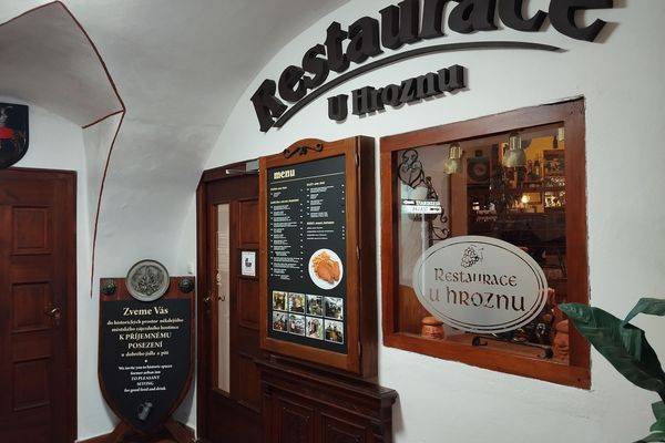 Restaurace U Hroznu