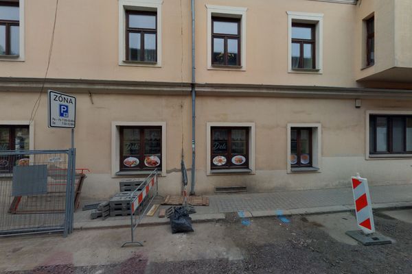 Nón Lá Restaurace