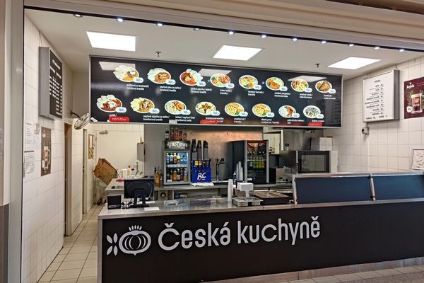 OC HANÁ - Česká kuchyně
