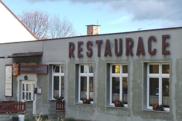 Restaurace Slávie