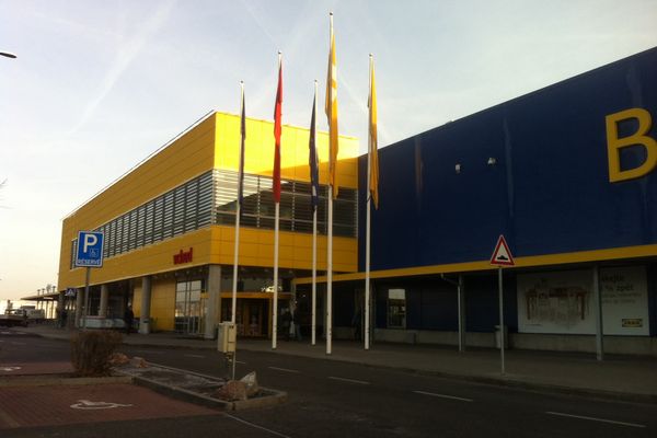 Švédská restaurace a kavárna IKEA Zličín