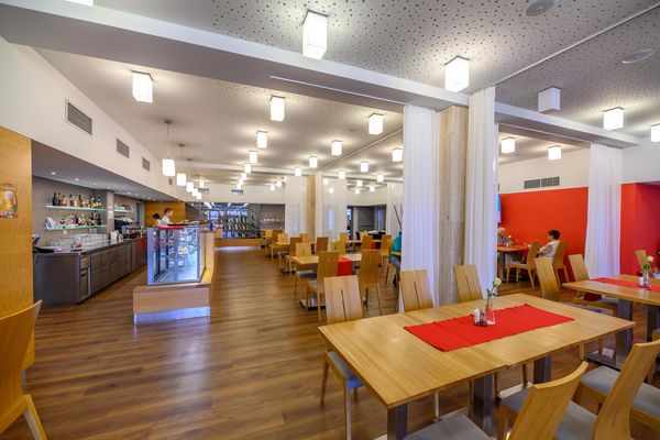 Restaurace Molekula