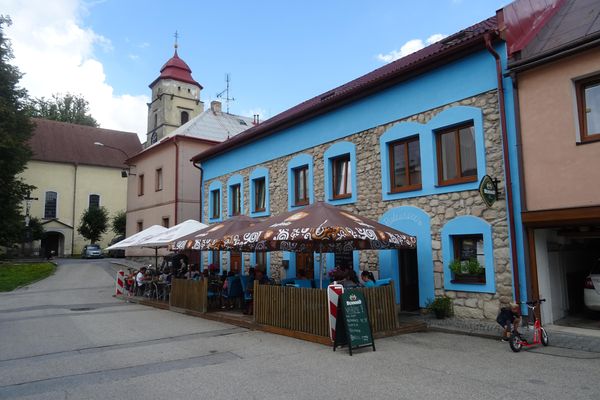 Restaurace Ostrov Co Není
