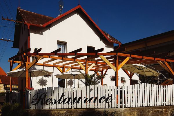 Restaurace U hřiště