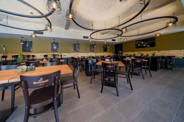 Bernard Pub Hřebíkárna