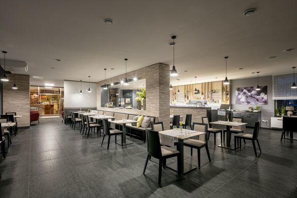 Amande Restaurant