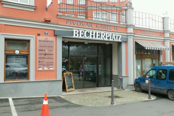 Restaurace Becherplatz pivovar Karel IV.