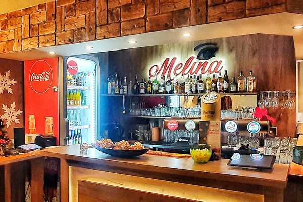 Melina Restaurant