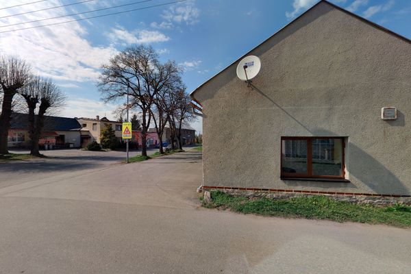 Hostinec pod lipami