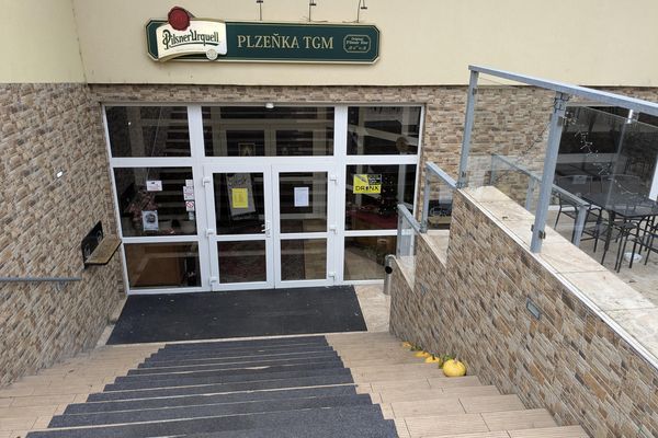 TGM Pizzerie Restaurant