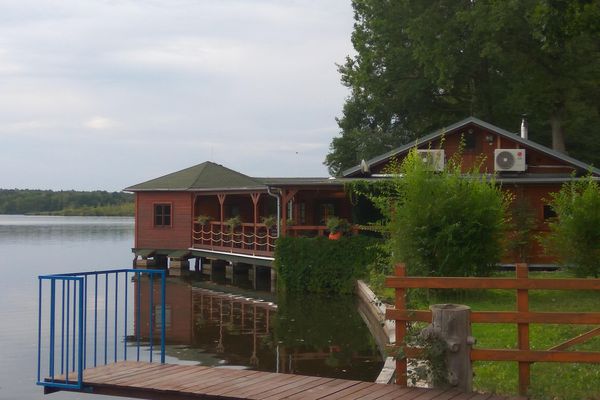 Restaurace Chaloupka U Vody
