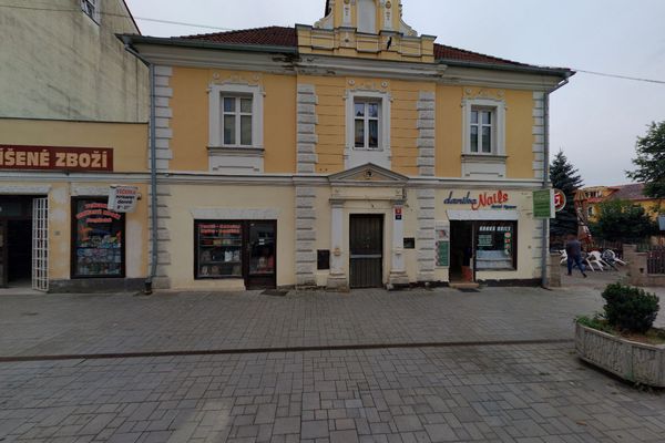 Bistro Lotus