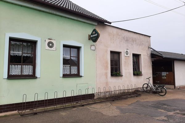 Restaurace LanžhotZdeněk Uher