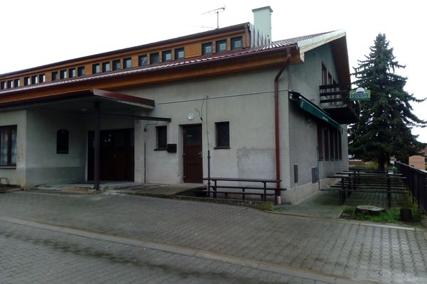 Restaurace u kostela pod Řípem 169