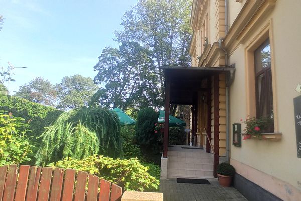 Restaurace a penzion U Parku