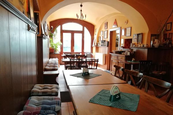 Restaurace Děravý kotel