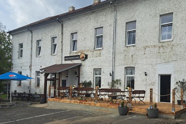 Restaurace U Johnů