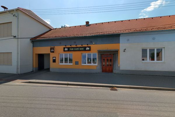 PUB CAFÉ BAR Polánka