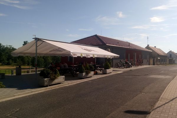 Restaurace U hřiště