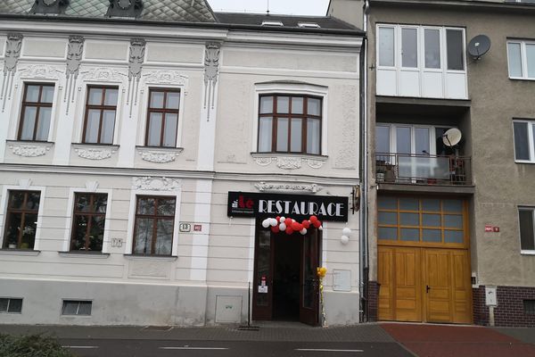 Mr. Le Restaurace