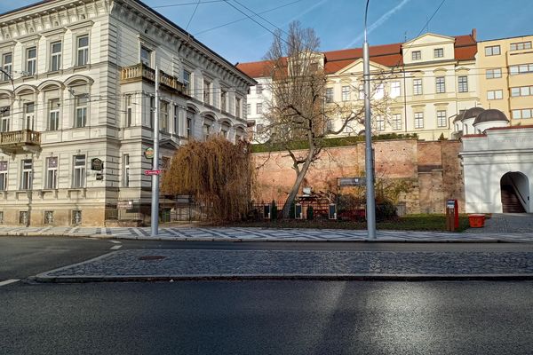 Restaurace U Děravýho kotle