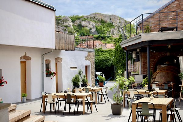 Restaurace - Vinařství Šílová