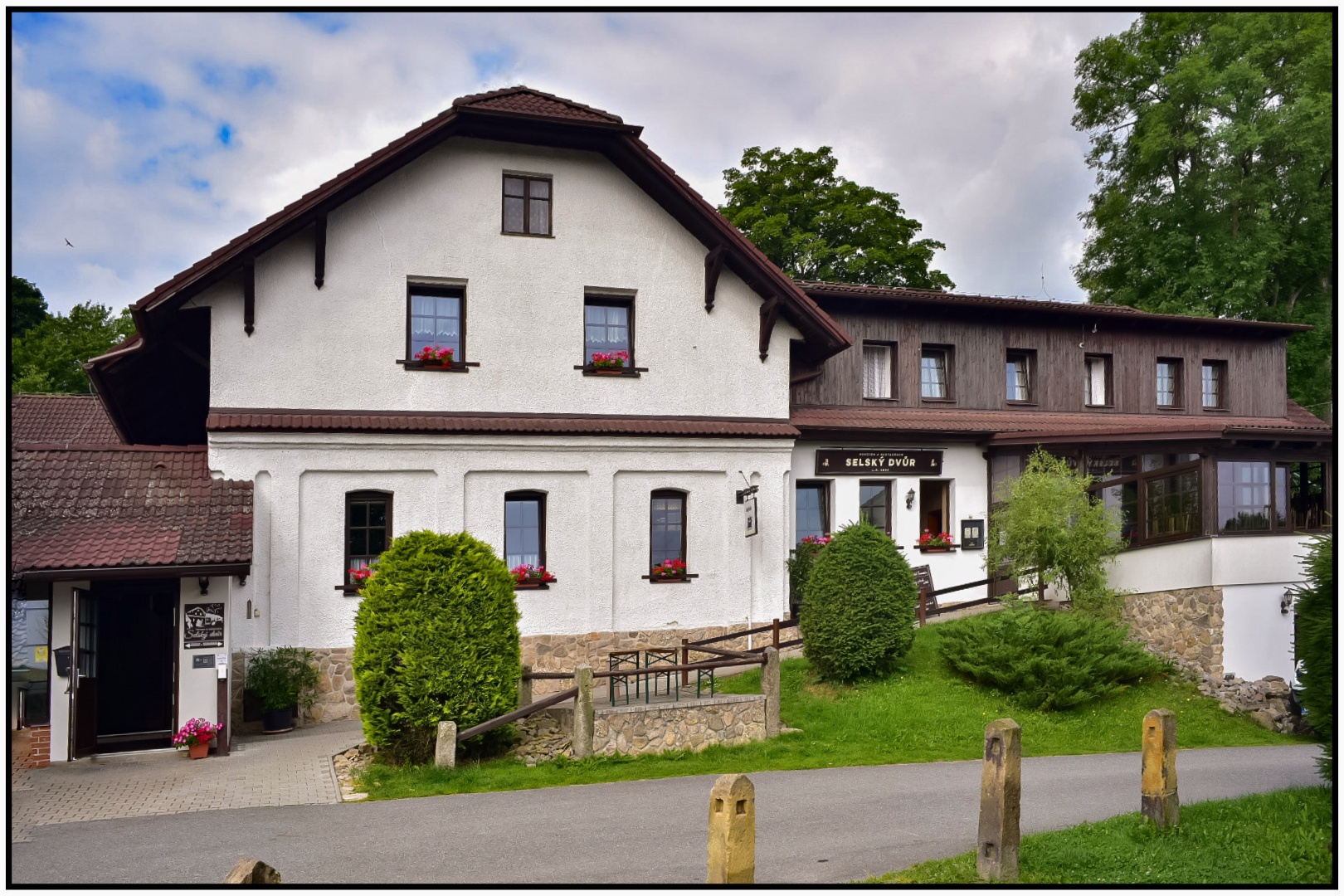 Restaurace Selský dvůr