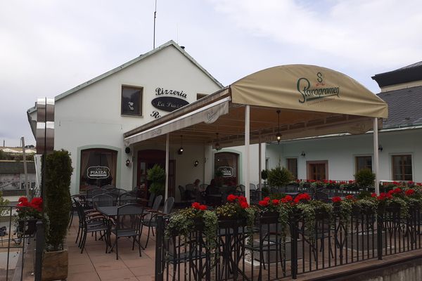 Pizzeria La Piazza