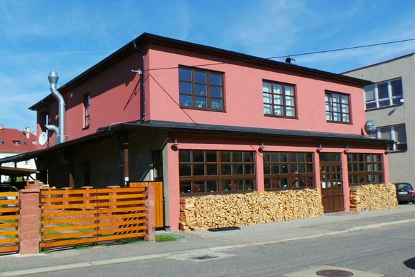 Papaguy Bar &amp; Grill