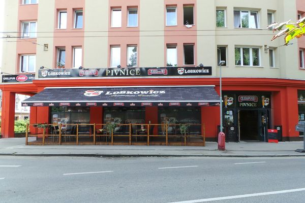 Grill &amp; pub