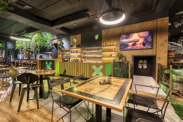 Comix Kitchen &amp; Bar