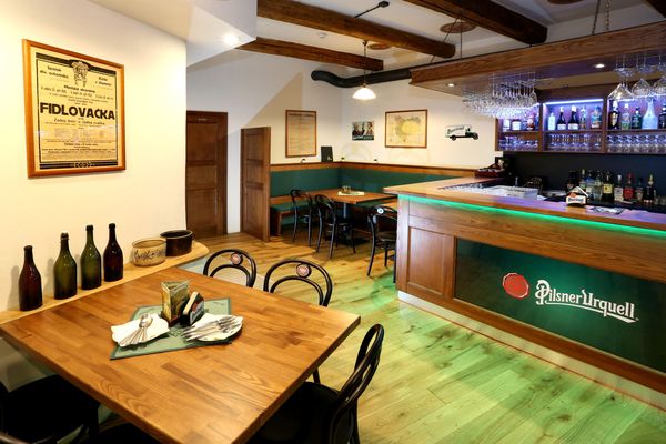 Almara Pub&amp;Restaurant