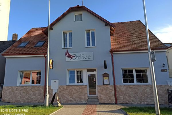 Orlice Bar &amp; Club