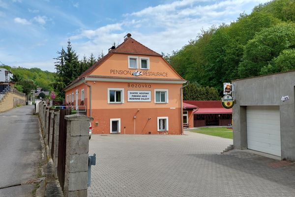 Bowling restaurace Bezovka