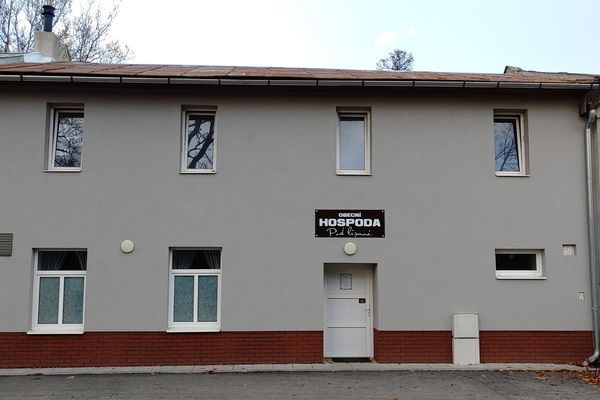 Obecní Hospoda Pod lipami