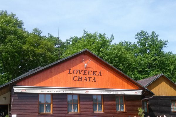 Restaurace Lovecká chata