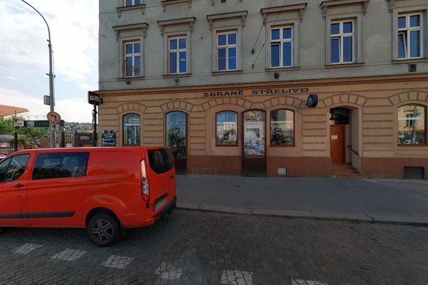 Tankovna U Zlatého Jelena