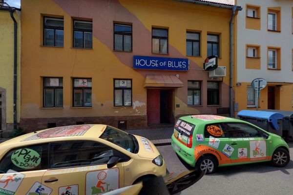 The Bulldog Burgers