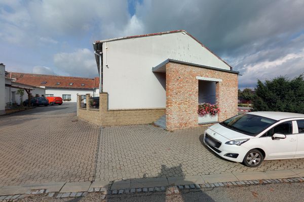 AMIS restaurant, s.r.o.